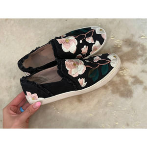 Kate Spade Leonie Embroidered Flower Shoes Sz 8.5